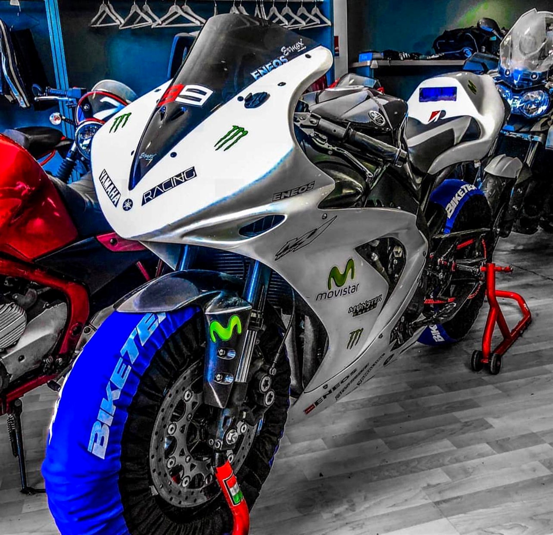 Atelier Elvetika Motors